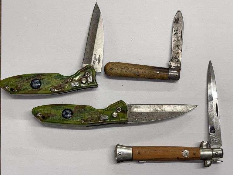 Assortment of Pocket Knives - Fallon Italy image