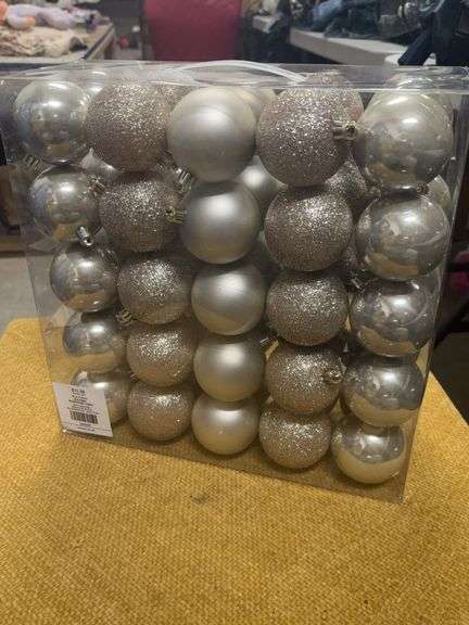 NEW IN BOX 50 PIECE ORNAMENT SET image