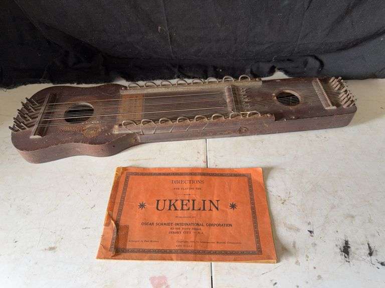 Oscar Schmidt Ukelin Musical Instrument with Pamphlet