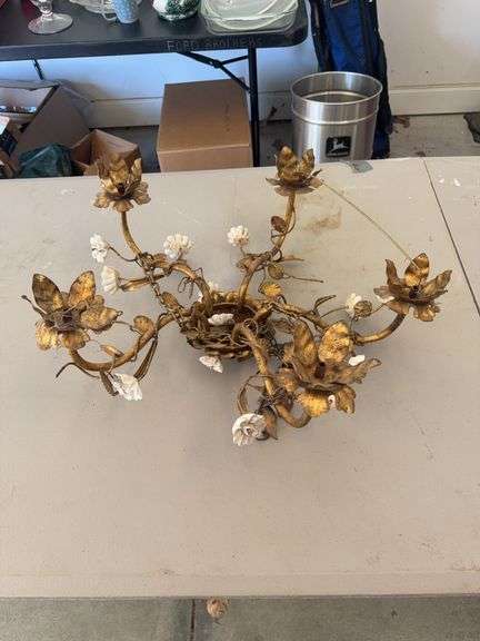 Metal Floral Chandelier Frame image