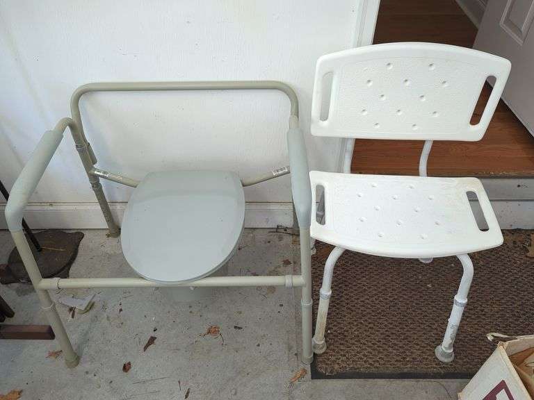 Drive Medical Stand Alone Commode and Bath Chair image