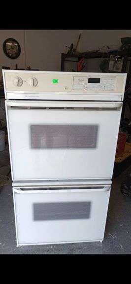 Whirlpool Double Oven image