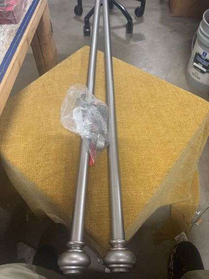 METAL CURTAIN RODS AND HOLDERS image