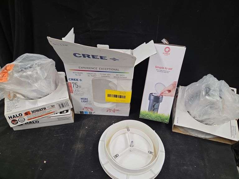 HALO 6" 30WATH White Trim Ring & CREE 75W LED Recessed Downlight & Power Gear Sprinkler Timer image