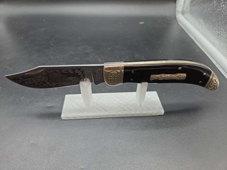 Schrade SCLE Limited Issue 2007 Single Blade Knife with Totem Engraving image