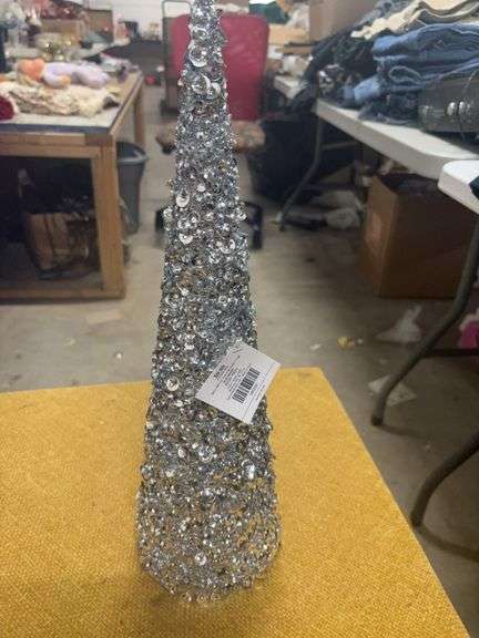 18 X 5 SILVER DECO TREE image