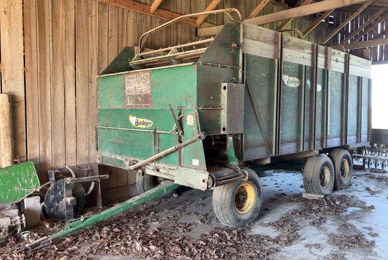 Badger Silage Wagon image