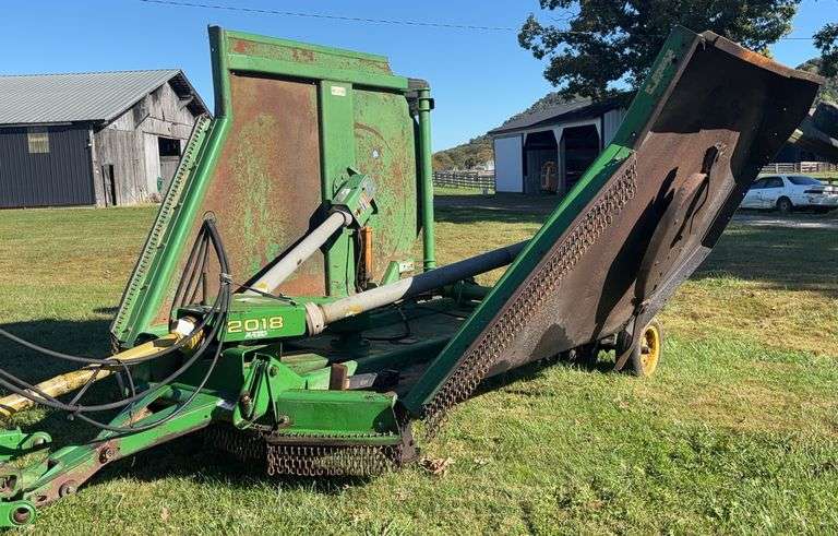 John Deere 2018 Rotary Mower Attachment image