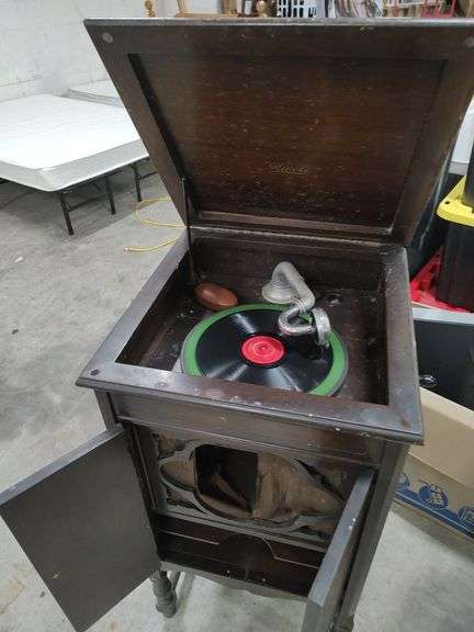VINTAGE RIVOLI PHONOGRAPH RECORD PLAYER CABINET image
