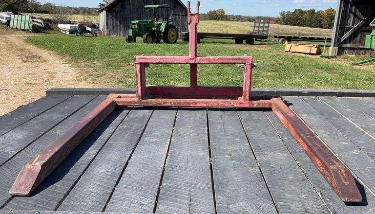 Hay Fork 3pt Attachment image