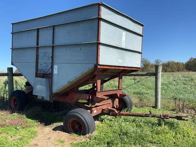Grain Hopper Wagon image