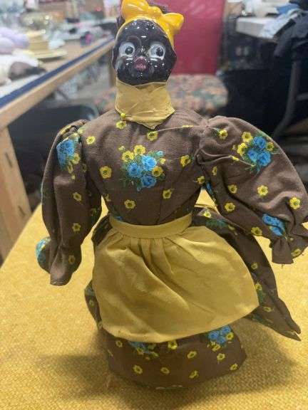JAMAICAN GLASS DOLL VINTAGE image
