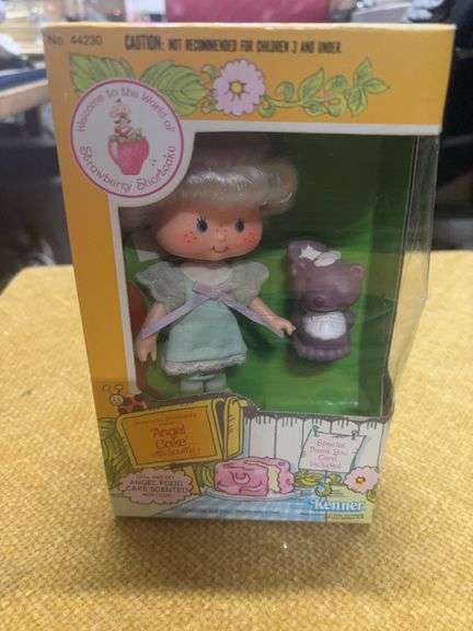 NEW IN BOX ANGLE FOOD CAKE SCENTED DOLL AND PET BY KENNER image