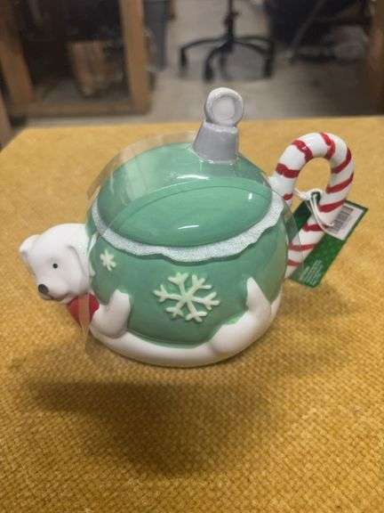 NEW ORNAMENT CERAMIC MUG WITH LID.  18 OUNCES image