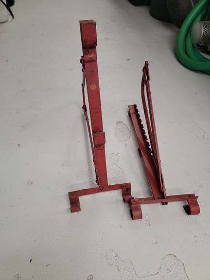 Ladder jacks image