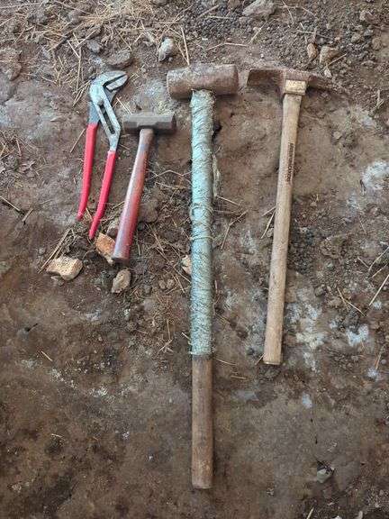 Hammer and Pliers Assortment