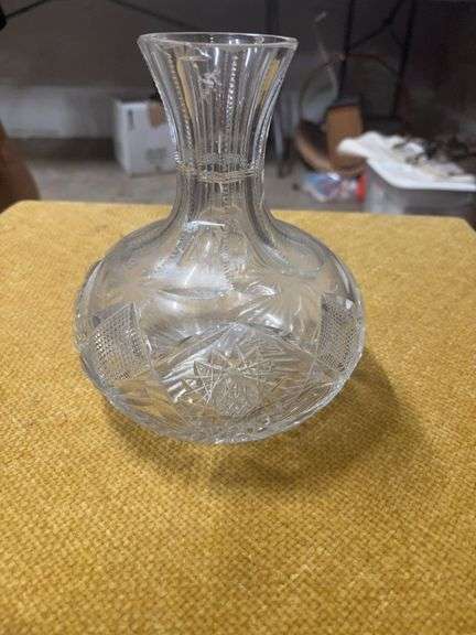 BRILLANT CUT GLASS CARFE image