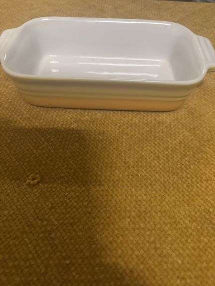 HOUSEWARES DISH image