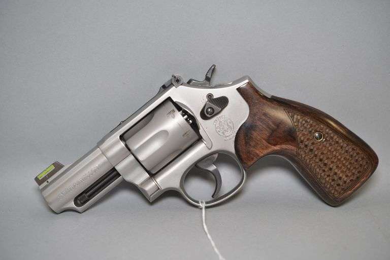 Smith & Wesson Stainless Model 66-8 Revolver In .357 Magnum Caliber, image