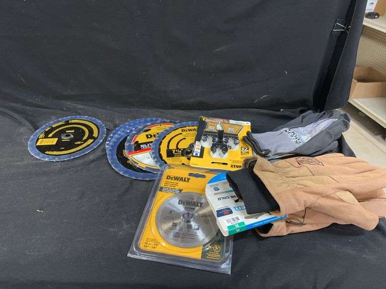 DeWalt Saw Blades and Work Gloves