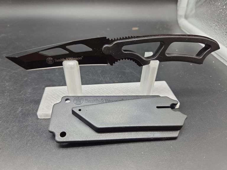 Smith & Wesson Skeleton Knife with Sheath image