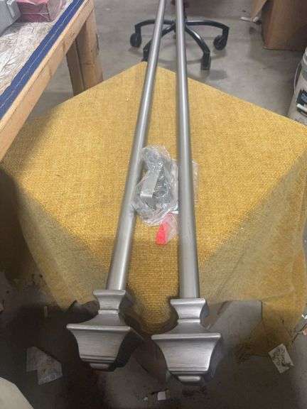 METAL CURTAIN RODS AND HOLDERS image