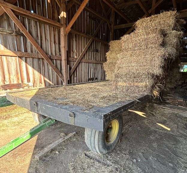John Deere Hay Wagon image