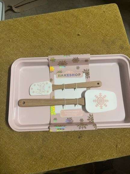 NEW BAKESHOP THREE PIECE BROWNIE BAKING SET.  LET IT SNOW image