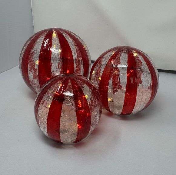 Christmas Glass Décor image