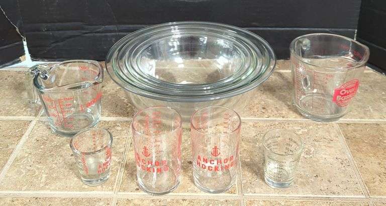 Anchor Hocking & Oven Basics Glass Mixing and Measuring Set image