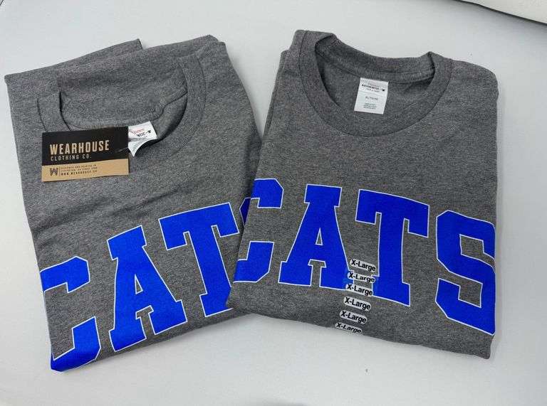 2 CATS Shirts XL image