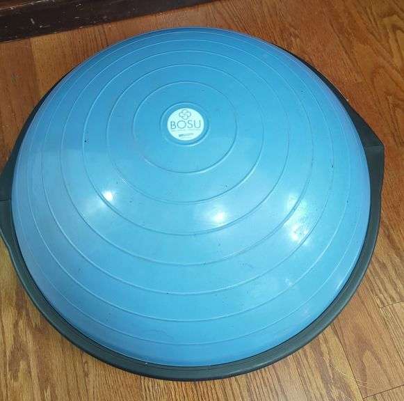 BOSU Balance Trainer image