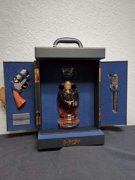 DOC HOLIDAY GIFT SET image