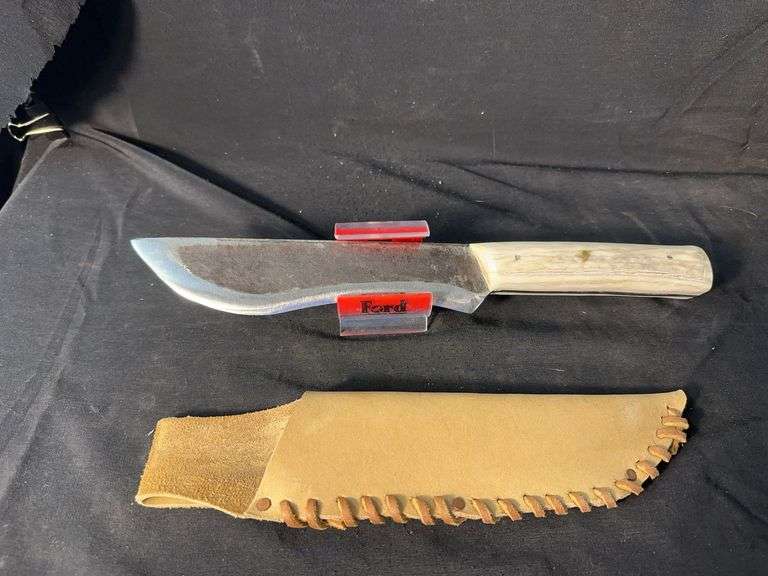 Fixed Blade Knife With Sheath image