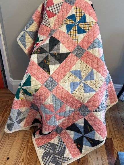 Full Size Handmade Quilt image