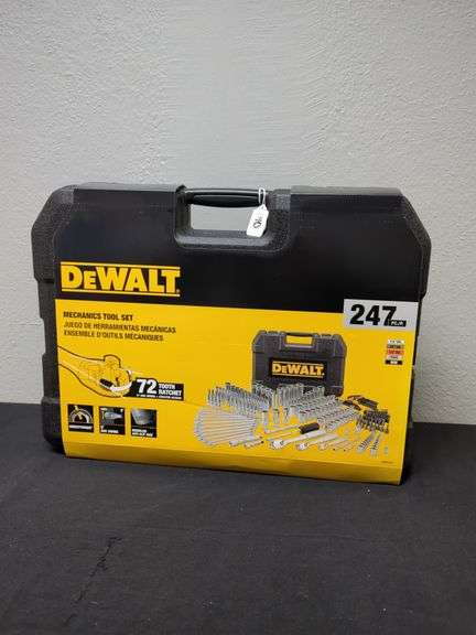DEWALT MECHANIC TOOL SET image