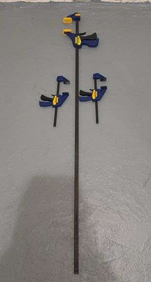 Assorted Clamps with Steel Bar image