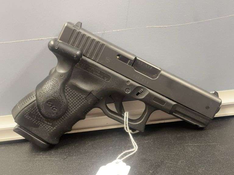 Glock 19 Gen 4 9x19mm Handgun image