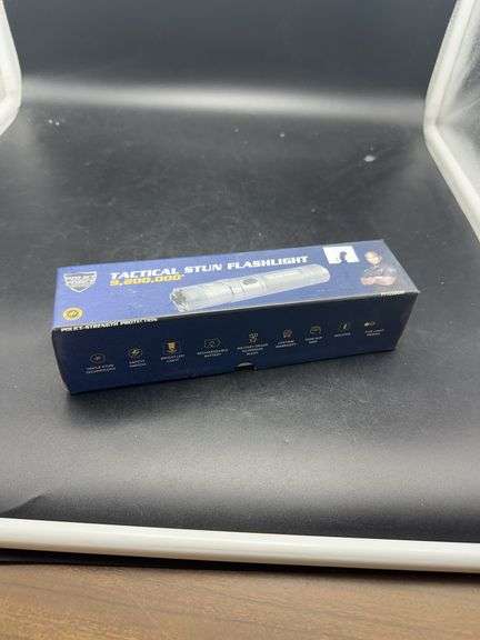 Police Force Tactical Stun Flashlight image