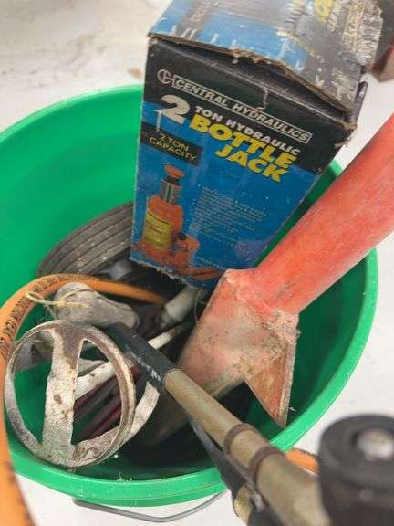 Central Hydraulics 2 Ton Bottle Jack, LP Gas Hose, and T-Handled Tool image