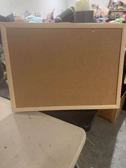 CORK-BULLETIN BOARD- MEAS.- 17x23- image