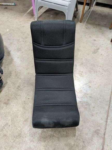 GAMING CHAIR image