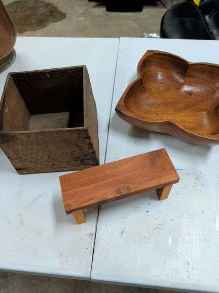 OLD WOOD BOX - SMALL BENCH - BOWL image