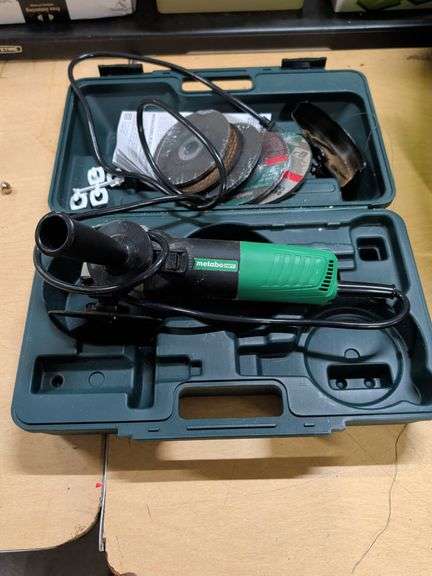 METABO ANGLE GRINDER ELECTRIC image
