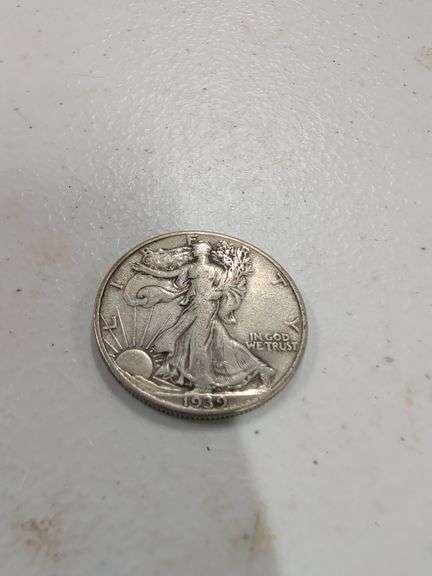 1939 WALKING LIBERTY SILVER HALF DOLLAR image