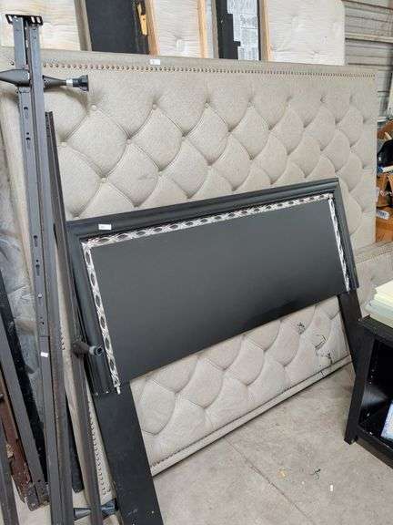 FULL SIZE BED WITH ADJUSTABLE HOLLYWOOD RAILS image