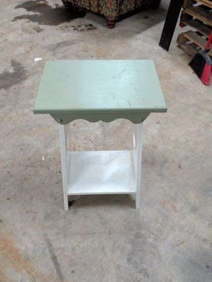 DECORATIVE STOOL SHELF 17X11X29 image