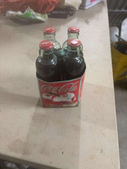 COCA-COLA SPECIAL EDITION- VINTAGE 125 YEAR ANNIVERSARY BOTTLE- SANTA-4-PACK image
