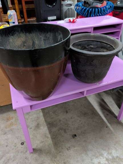 2 FLOWER POTS image