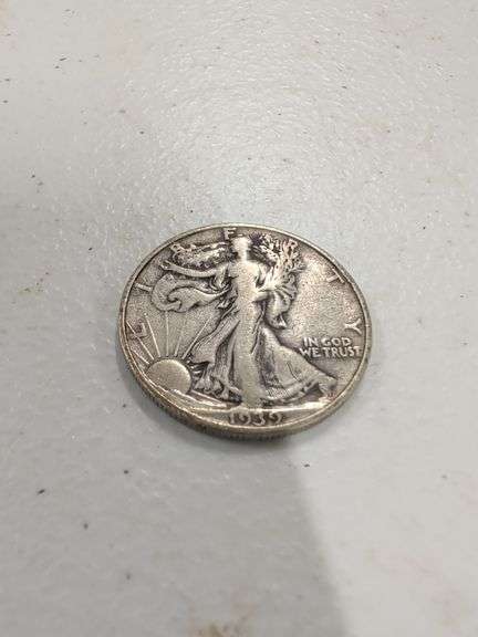 1939 WALKING LIBERTY SILVER HALF DOLLAR image